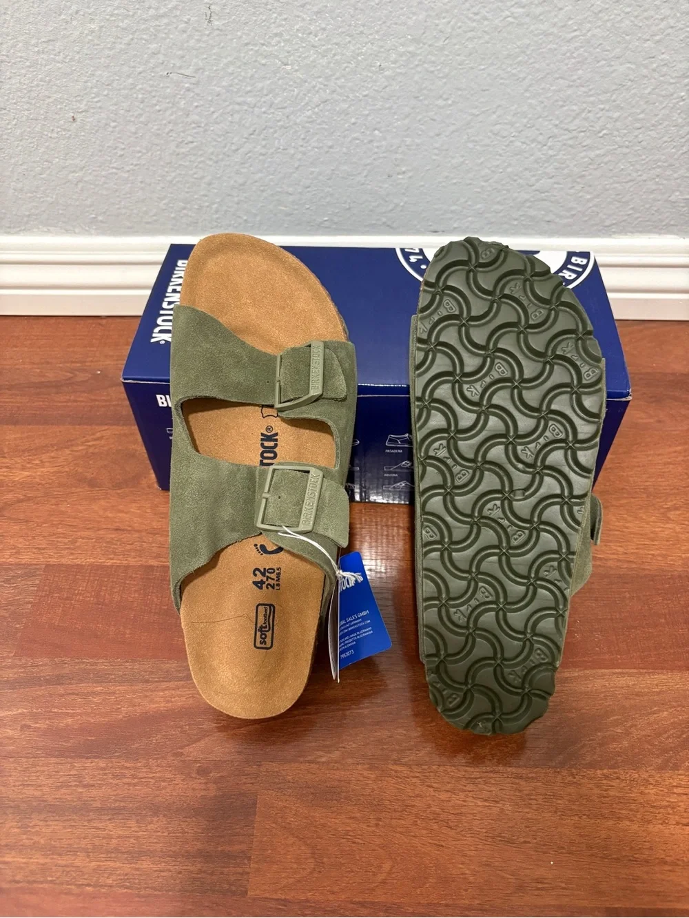 Olive / Nature Green Birkenstock Arizona Suede - Mens 9 / 42 EU